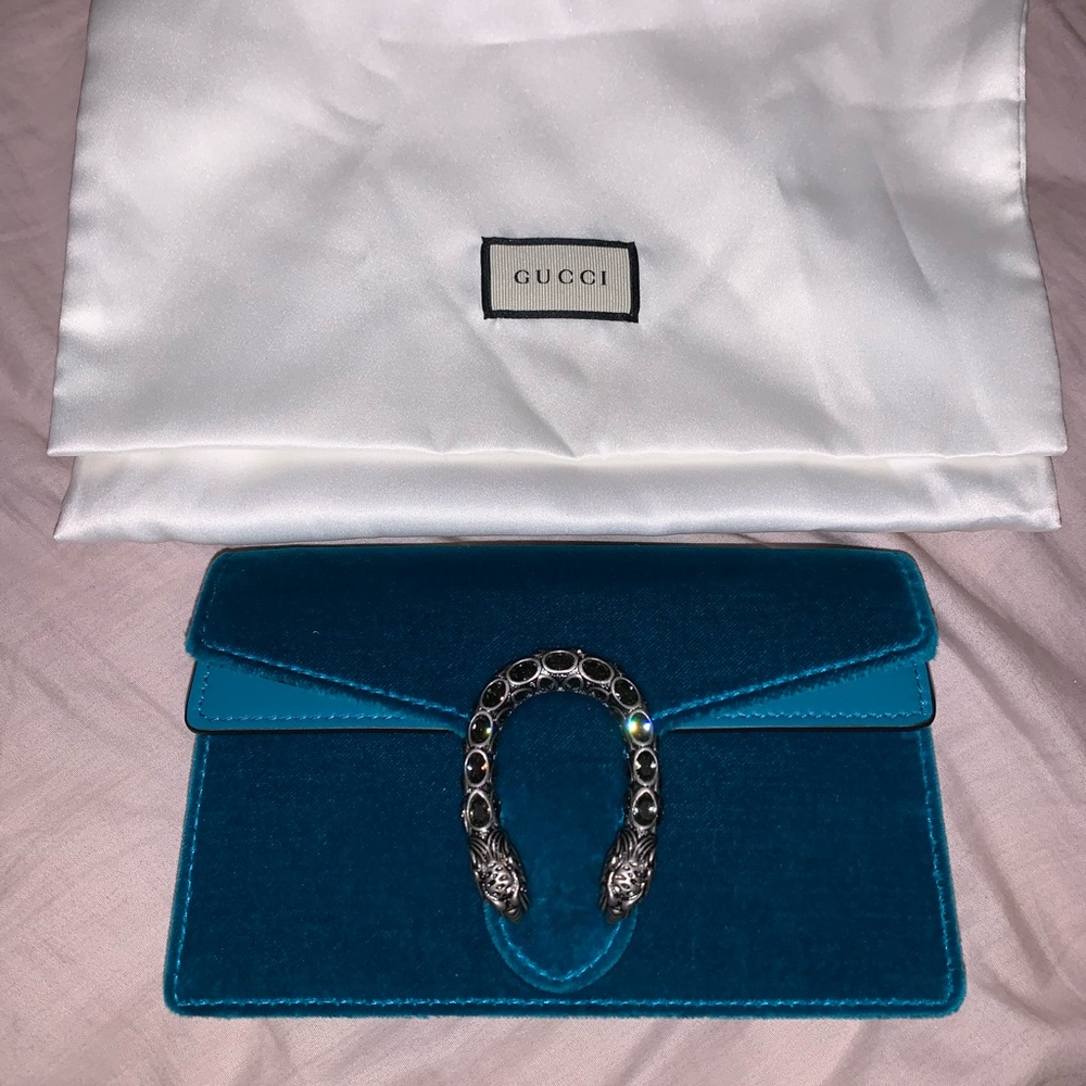 GUCCI DIONYSUS SUPER MINI VELVET TEAL CROS…